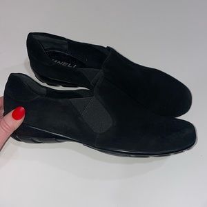 Women's Vaneli Sport Suede Slip-on Size 8.5 BLACK